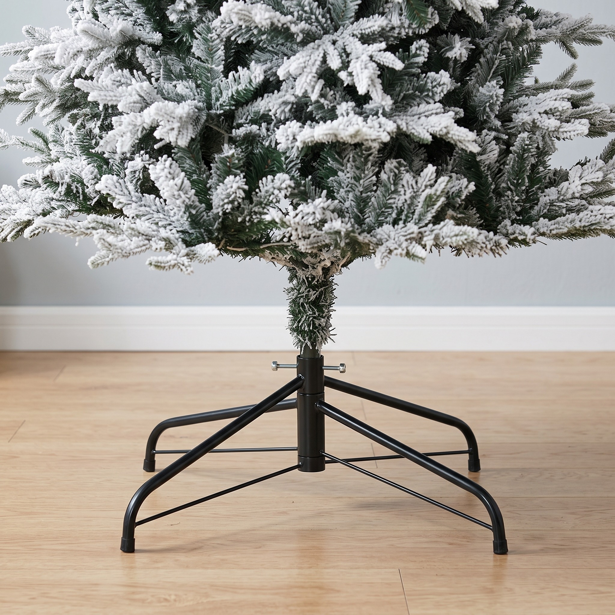 Christmas Tree with Snow Flocking and Warm Lights, photo 5 of 6