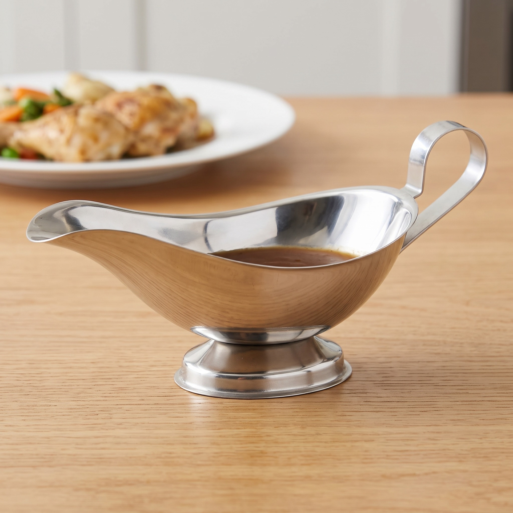 8 oz Gravy Boat with Pedestal Base and Handle, photo 5 of 5
