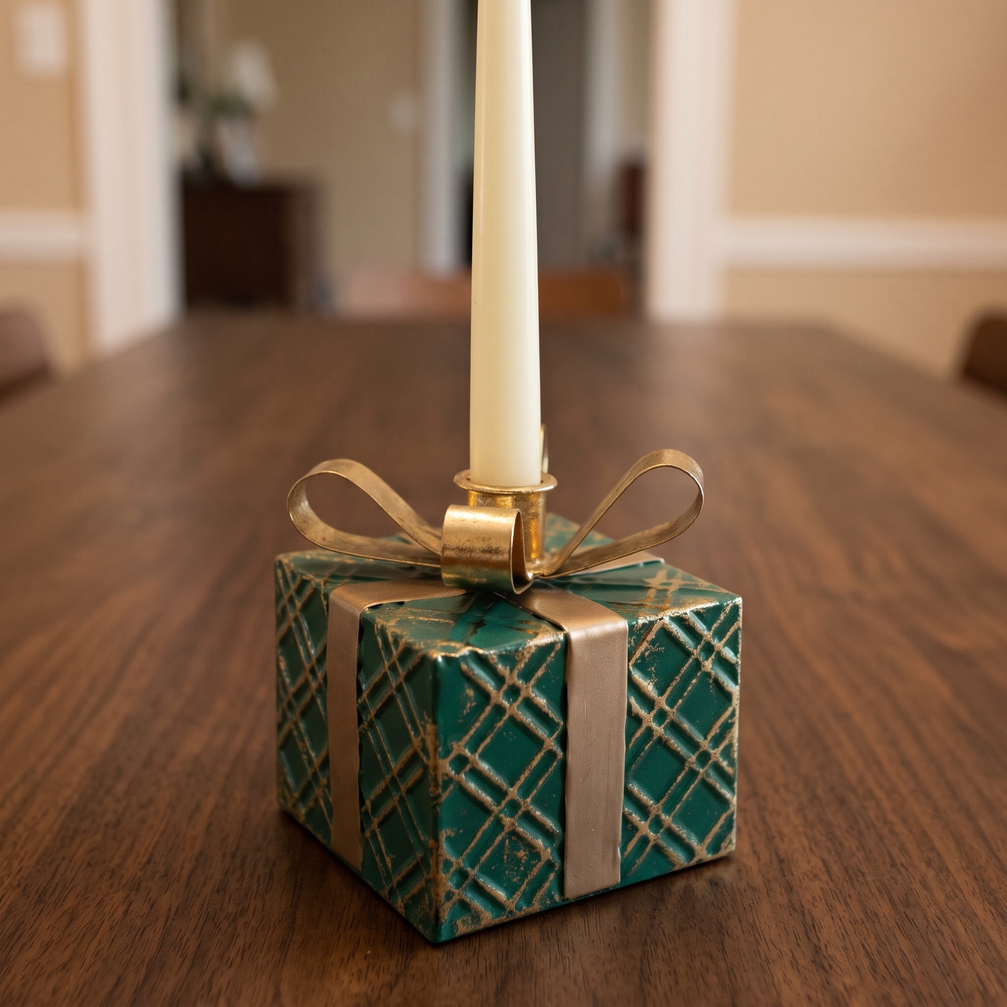 Taper Candle Holder with Gift Box Shape, Metal — Green and Gold, photo 6 of 9